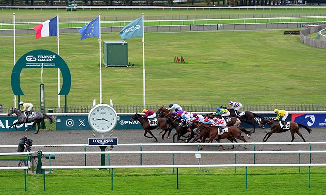 Photo d'arrivée de la course pmu PRIX DE LA CHAMBRE DE MARBRE à CHANTILLY le Jeudi 25 septembre 2025