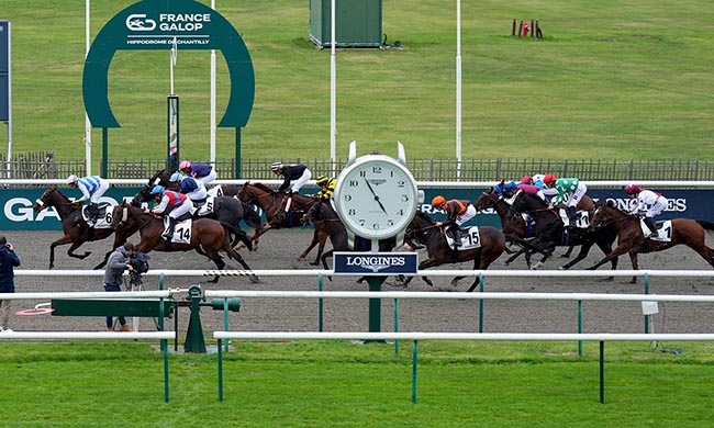 Photo d'arrivée de la course pmu PRIX DU SALON DES CONDE à CHANTILLY le Jeudi 25 septembre 2025