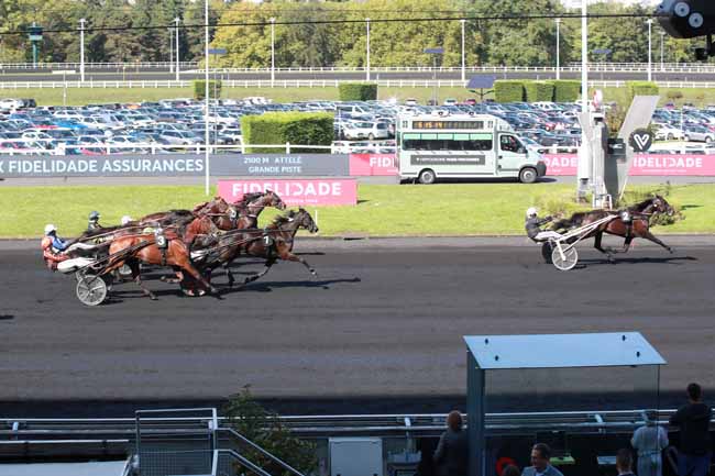 Photo d'arrivée de la course pmu PRIX FIDELIDADE ASSURANCES (PRIX DE LA CORREZE) à PARIS-VINCENNES le Dimanche 28 septembre 2025