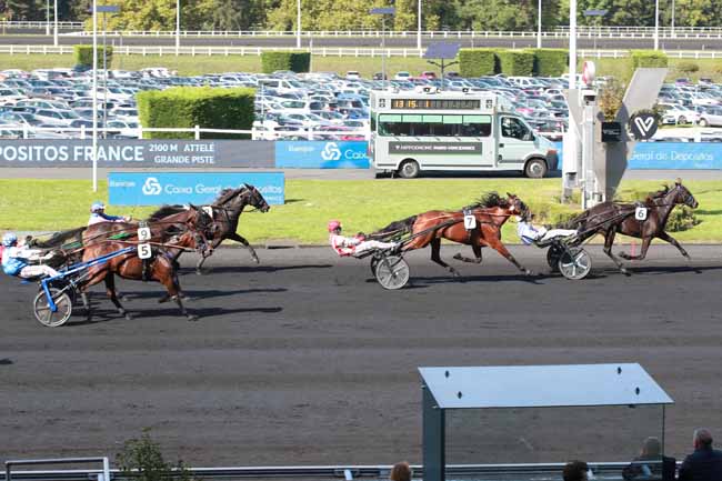 Photo d'arrivée de la course pmu PRIX BANQUE CAIXA GERAL DEPOSITOS FRANCE (PRIX DE TOURS) à PARIS-VINCENNES le Dimanche 28 septembre 2025
