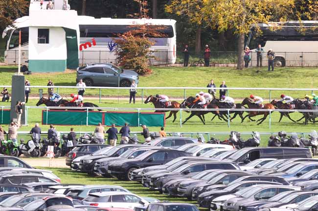 Photo d'arrivée de la course pmu PRIX DE L'ABBAYE DE LONGCHAMP LONGINES à LONGCHAMP le Dimanche 5 octobre 2025