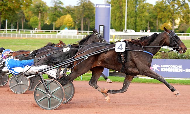 Photo d'arrivée de la course pmu PRIX DU FAUBOURG SAINT-HONORE à ENGHIEN le Jeudi 16 octobre 2025