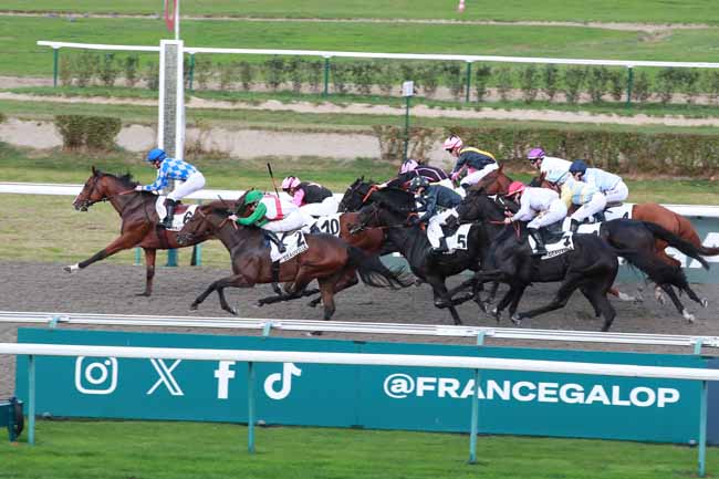 Photo d'arrivée de la course pmu PRIX DE LA FORET D'EAWY à DEAUVILLE le Lundi 20 octobre 2025