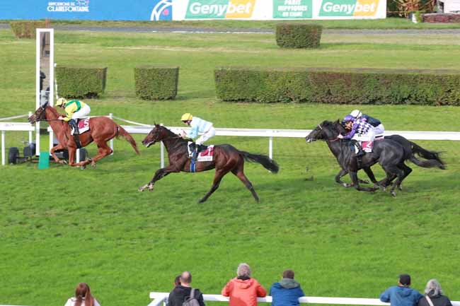 Photo d'arrivée de la course pmu PRIX HIPPO CANDY (PRIX FILIBERTO) à CLAIREFONTAINE le Mardi 21 octobre 2025