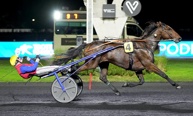 Photo d'arrivée de la course pmu PRIX DE NANCY à PARIS-VINCENNES le Mardi 28 octobre 2025