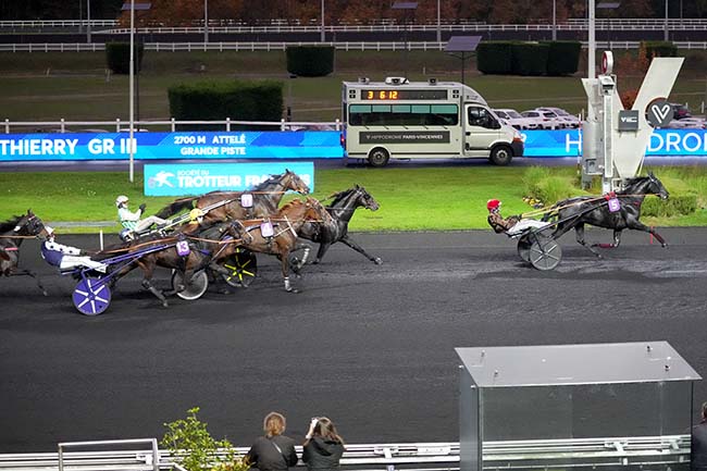 Photo d'arrivée de la course pmu PRIX DE CHATEAU-THIERRY à PARIS-VINCENNES le Jeudi 6 novembre 2025