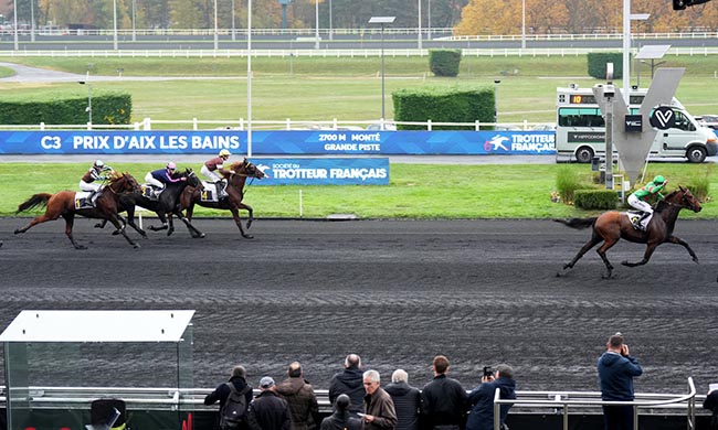 Photo d'arrivée de la course pmu PRIX D'AIX-LES-BAINS à PARIS-VINCENNES le Samedi 8 novembre 2025