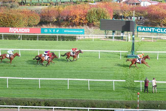 Photo d'arrivée de la course pmu PRIX ANTIVARI à SAINT CLOUD le Dimanche 9 novembre 2025