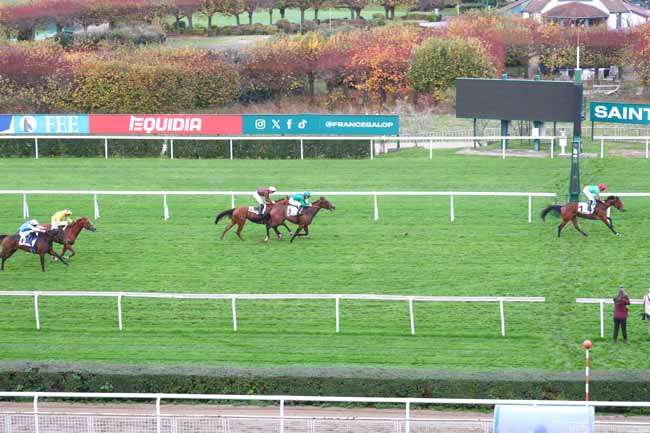 Photo d'arrivée de la course pmu PRIX SOLITUDE à SAINT CLOUD le Dimanche 9 novembre 2025