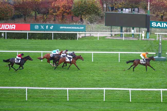 Photo d'arrivée de la course pmu PRIX DE BAD GODESBERG à SAINT CLOUD le Dimanche 9 novembre 2025