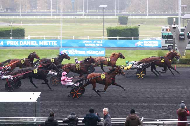 Arrivée quinté pmu PRIX DANIEL MIETTE à PARIS-VINCENNES