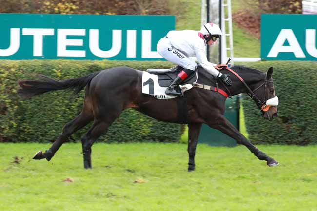 Photo d'arrivée de la course pmu PRIX NUPSALA à AUTEUIL le Samedi 29 novembre 2025