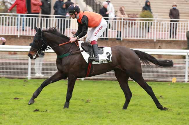 Photo d'arrivée de la course pmu PRIX BOUM à AUTEUIL le Samedi 29 novembre 2025