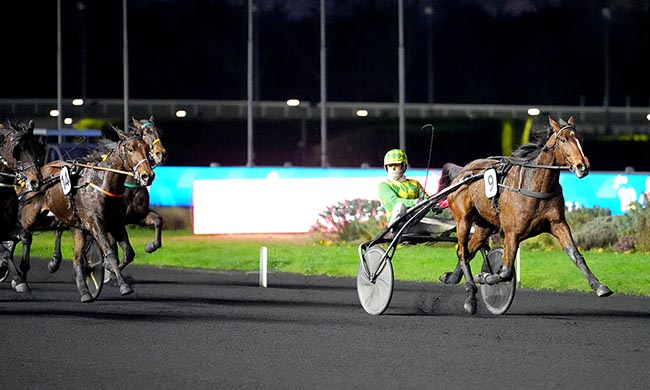 Photo d'arrivée de la course pmu PRIX DU BERRY à PARIS-VINCENNES le Jeudi 11 décembre 2025