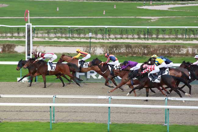 Photo d'arrivée de la course pmu PRIX DE SAINT-PIERRE-EN-PORT à DEAUVILLE le Jeudi 18 décembre 2025