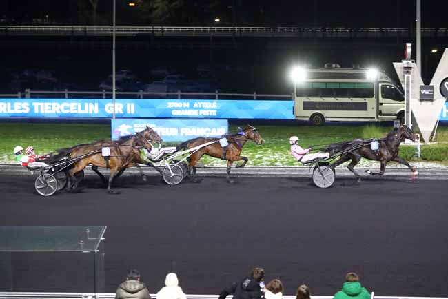 Photo d'arrivée de la course pmu PRIX CHARLES TIERCELIN à PARIS-VINCENNES le Dimanche 4 janvier 2026