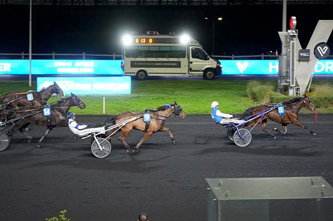 Photo d'arrivée de la course pmu PRIX DE PONT-AUDEMER à PARIS-VINCENNES le Mardi 13 janvier 2026