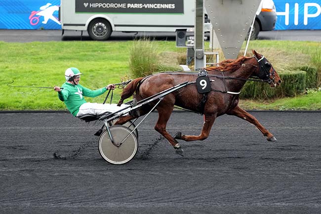 Photo d'arrivée de la course pmu PRIX DE SAINT-POL à PARIS-VINCENNES le Mercredi 14 janvier 2026