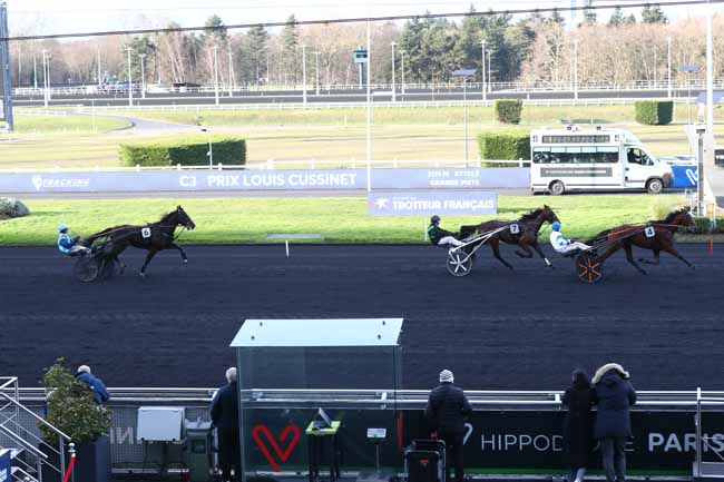 Photo d'arrivée de la course pmu PRIX LOUIS CUSSINET à PARIS-VINCENNES le Jeudi 15 janvier 2026