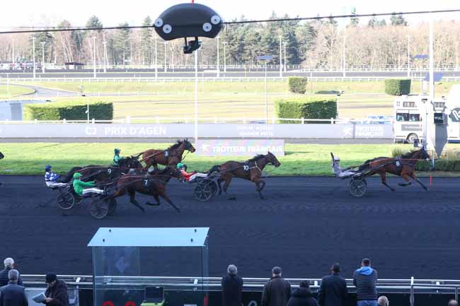 Photo d'arrivée de la course pmu PRIX D'AGEN à PARIS-VINCENNES le Samedi 17 janvier 2026