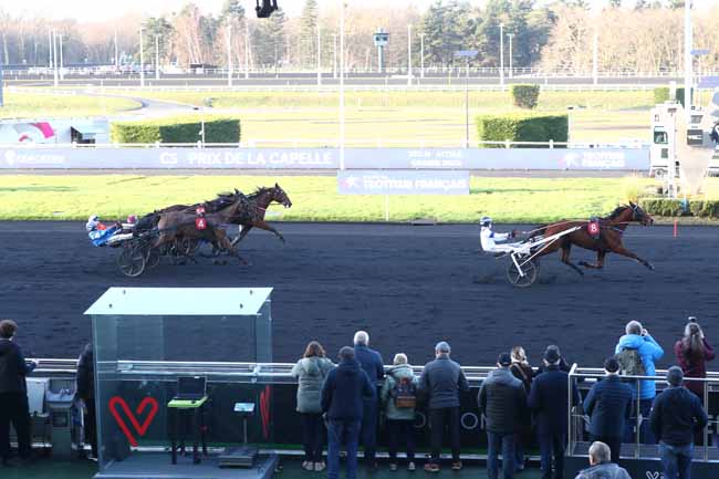 Photo d'arrivée de la course pmu PRIX DE LA CAPELLE à PARIS-VINCENNES le Samedi 17 janvier 2026