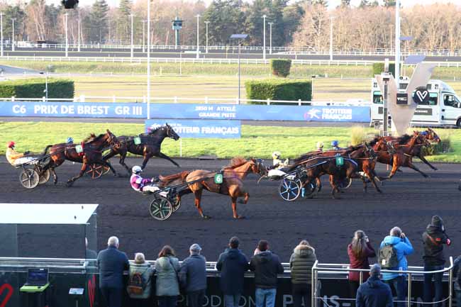 Photo d'arrivée de la course pmu PRIX DE BREST à PARIS-VINCENNES le Samedi 17 janvier 2026