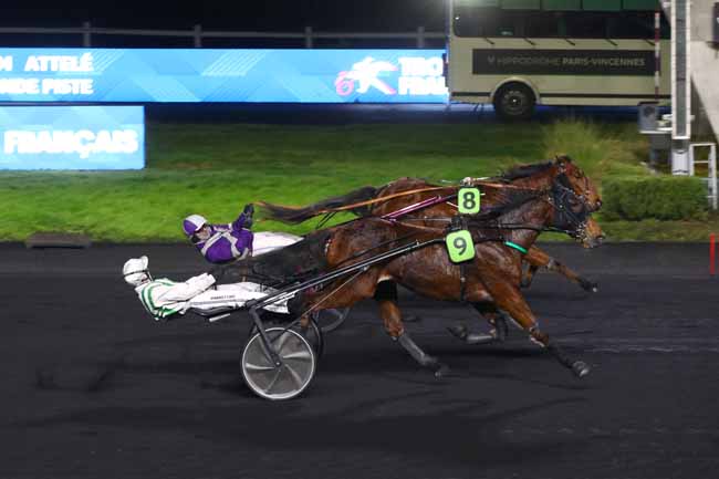 Photo d'arrivée de la course pmu PRIX DE DARNETAL à PARIS-VINCENNES le Samedi 17 janvier 2026