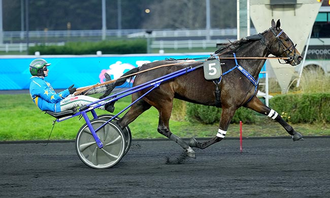 Photo d'arrivée de la course pmu PRIX DE PONTARLIER à PARIS-VINCENNES le Mardi 20 janvier 2026