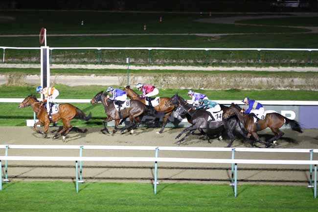 Photo d'arrivée de la course pmu PRIX DE CHERBOURG à DEAUVILLE le Vendredi 23 janvier 2026