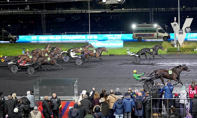 Photo d'arrivée de la course pmu PRIX HELEN JOHANSSON à PARIS-VINCENNES le Dimanche 25 janvier 2026