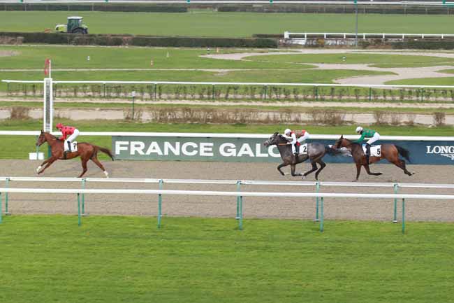 Photo d'arrivée de la course pmu PRIX DE BALME à DEAUVILLE le Vendredi 30 janvier 2026