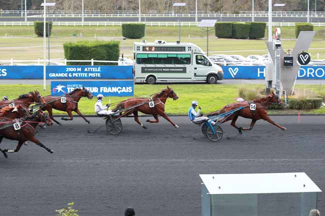 Photo d'arrivée de la course pmu PRIX DE MAROLLES à PARIS-VINCENNES le Jeudi 5 février 2026