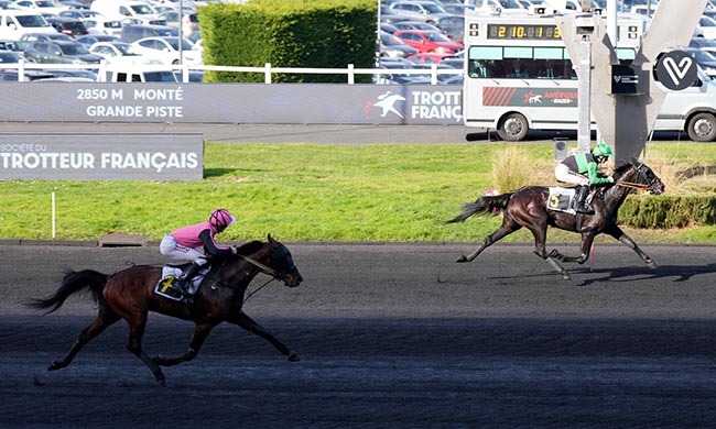 Photo d'arrivée de la course pmu PRIX LOUIS LE BOURG à PARIS-VINCENNES le Dimanche 8 février 2026