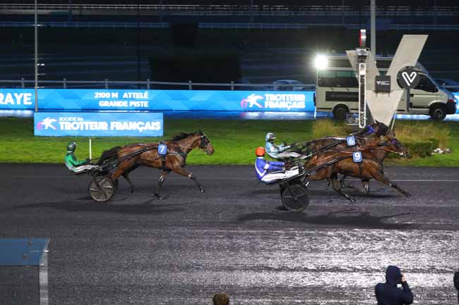 Photo d'arrivée de la course pmu PRIX DE LA GENEVRAYE à PARIS-VINCENNES le Mercredi 11 février 2026