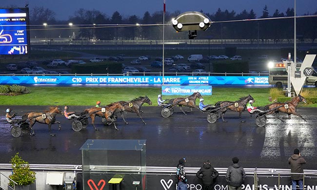 Photo d'arrivée de la course pmu PRIX DE FRANCHEVILLE-LA BARRE à PARIS-VINCENNES le Dimanche 15 février 2026