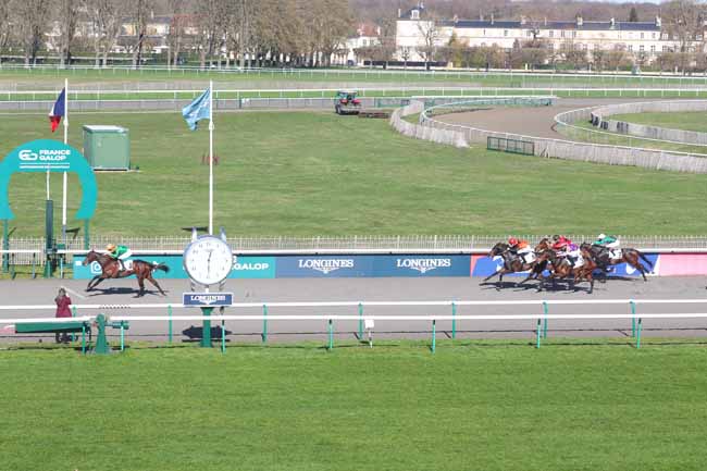 Photo d'arrivée de la course pmu PRIX DE LA BROUTILLERIE à CHANTILLY le Mercredi 25 février 2026