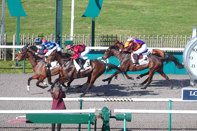 Photo d'arrivée de la course pmu PRIX DE BELLOY-EN-FRANCE à CHANTILLY le Mercredi 25 février 2026