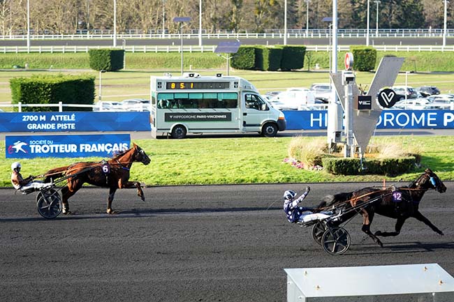 Photo d'arrivée de la course pmu PRIX DE MONTSOREAU à PARIS-VINCENNES le Samedi 28 février 2026