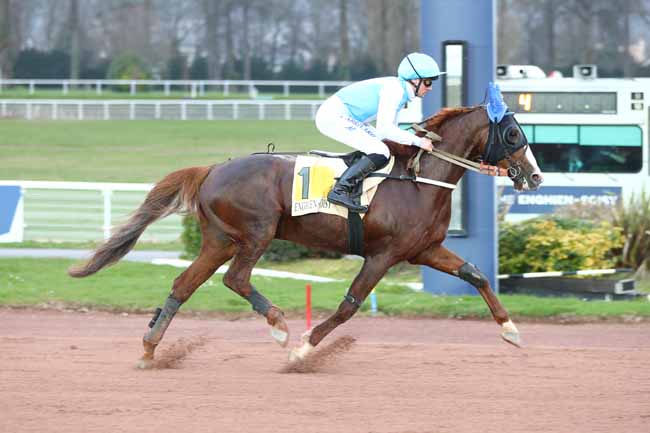 Photo d'arrivée de la course pmu PRIX DE MIMIZAN à ENGHIEN le Vendredi 6 mars 2026