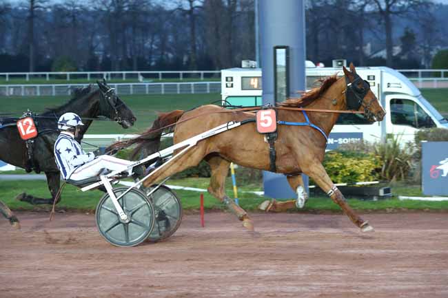 Photo d'arrivée de la course pmu PRIX QUICK WILLIAMS à ENGHIEN le Vendredi 6 mars 2026