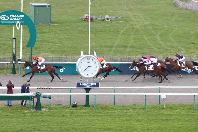 Photo d'arrivée de la course pmu PRIX DU VALMONDOIS à CHANTILLY le Jeudi 12 mars 2026