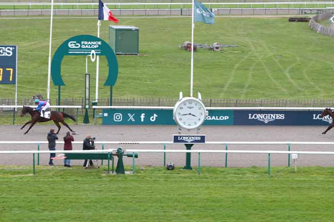 Photo d'arrivée de la course pmu PRIX DE LA GOURSAULE à CHANTILLY le Jeudi 12 mars 2026