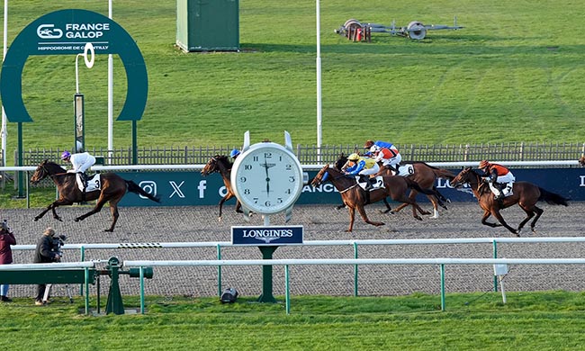Photo d'arrivée de la course pmu PRIX JONGLEUR à CHANTILLY le Jeudi 12 mars 2026