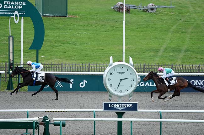 Photo d'arrivée de la course pmu PRIX DU SOISSONNAIS à CHANTILLY le Lundi 16 mars 2026