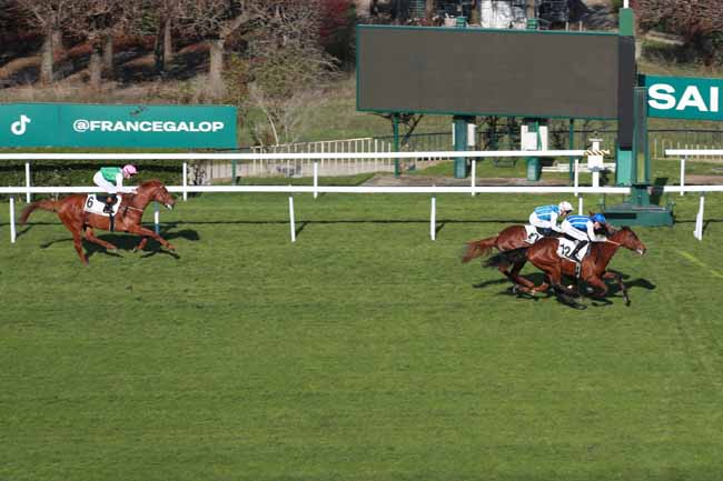 Photo d'arrivée de la course pmu PRIX SUAVE DANCER à SAINT CLOUD le Jeudi 19 mars 2026