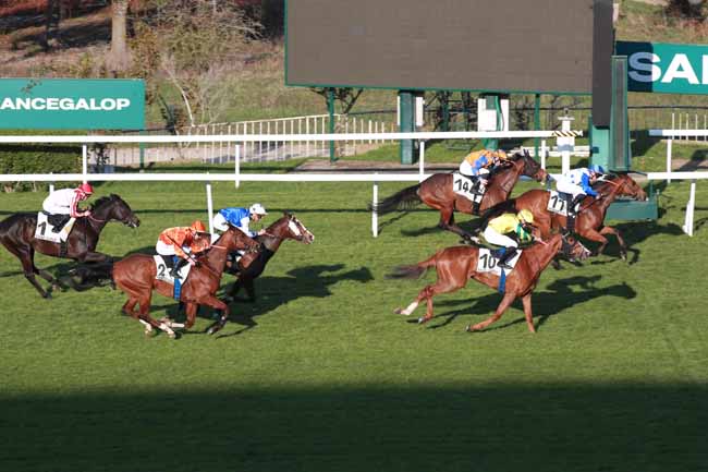 Photo d'arrivée de la course pmu PRIX DU GRAND MORIN à SAINT CLOUD le Jeudi 19 mars 2026