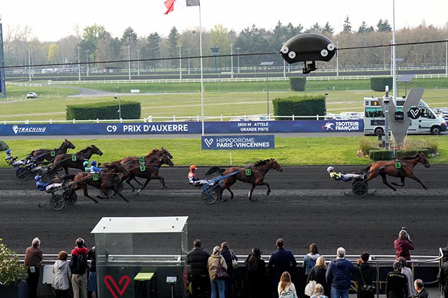 Photo d'arrivée de la course pmu PRIX D'AUXERRE à PARIS-VINCENNES le Samedi 21 mars 2026
