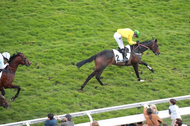 Photo d'arrivée de la course pmu PRIX DE PEPINVAST à AUTEUIL le Dimanche 22 mars 2026
