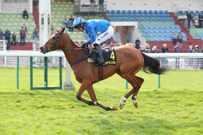 Photo d'arrivée de la course pmu PRIX ALAIN CHELET à COMPIEGNE le Lundi 23 mars 2026