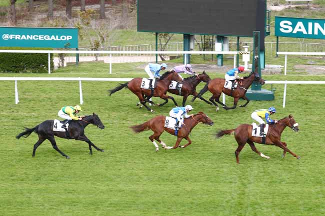 Photo d'arrivée de la course pmu PRIX EDMOND BLANC à SAINT CLOUD le Dimanche 29 mars 2026